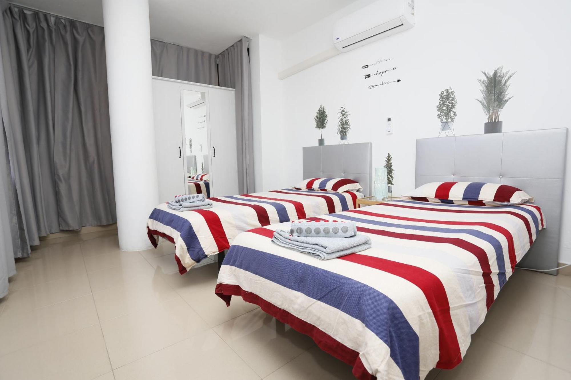 Masvacation Duna Exerlsior 3room,pool Apartament